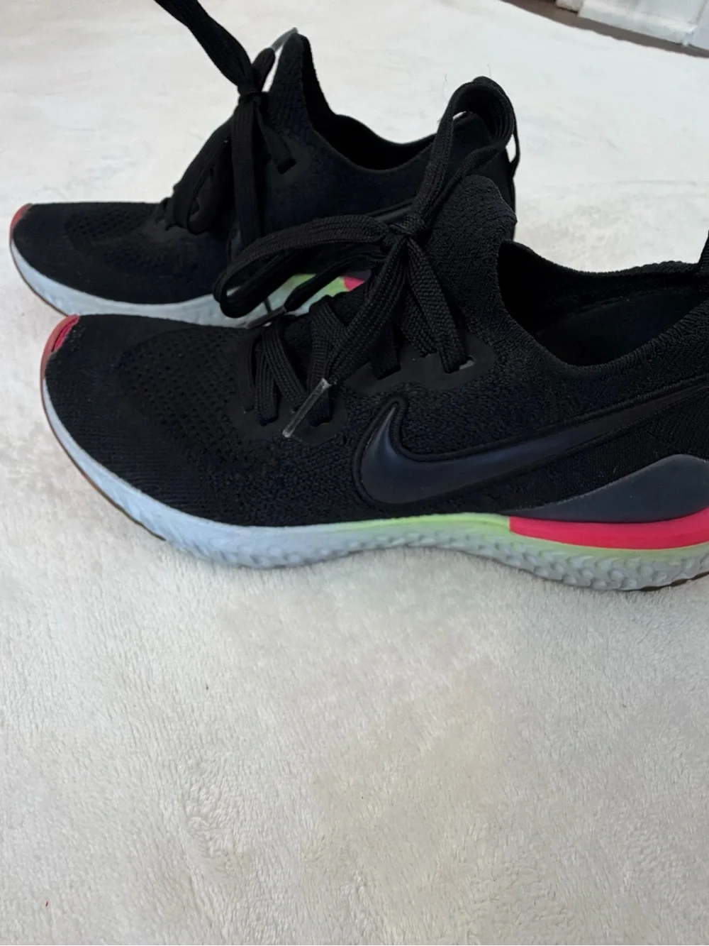 Nike model epic